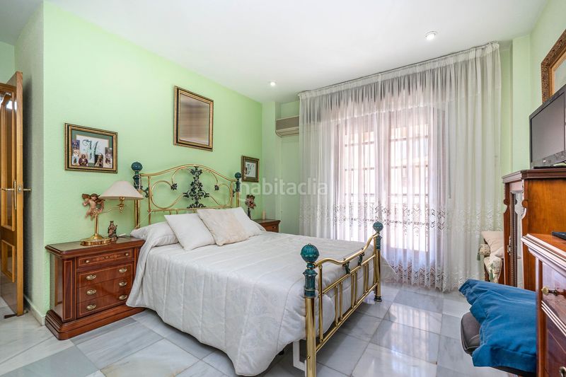 Foto f06a15a1-cd85-40a3-8111-c8308d14e3c7. Casa amb calefacció aparcament a Maracena