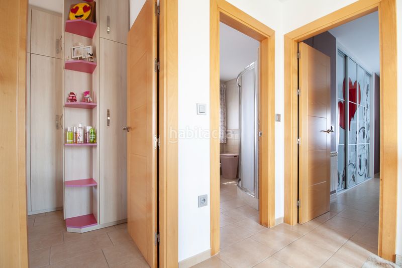 Foto a73b6a8b-5b9e-4f63-b21c-3acbcafffbce. Casa amb calefacció aparcament piscina a Gójar