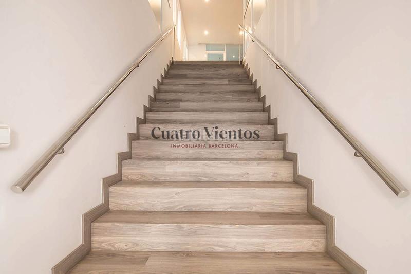 Foto de4355eb-6c83-43ec-833c-6f54ef1a56fe. Miete büro mit heizung parking in Barri de les Corts Barcelona