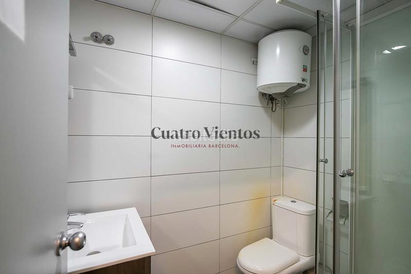 Foto e36a59f3-07b3-4b7c-b2fa-54fff9bfe88b. Miete büro mit heizung parking in Barri de les Corts Barcelona