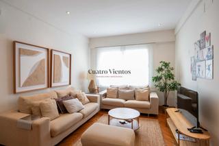 Miete Etagenwohnung  Carrer de balmes. Precioso piso alto, reformado y amueblado en sant gervasi, barce