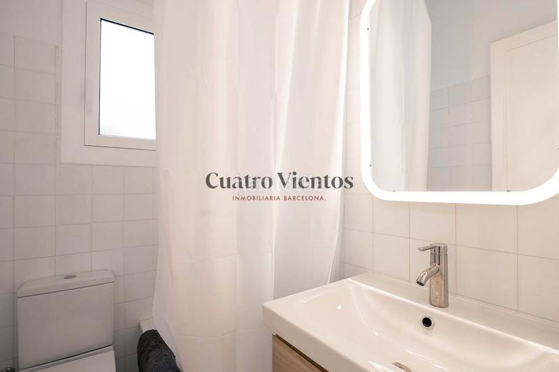 Foto 2f907f29-374a-40f9-ba29-8a23d5dba911. Appartement dans Sants-Badal Barcelona