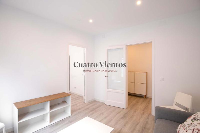 Foto baf56d8a-a708-4f74-b44c-fba44f6a6a9c. Appartement dans Sants-Badal Barcelona