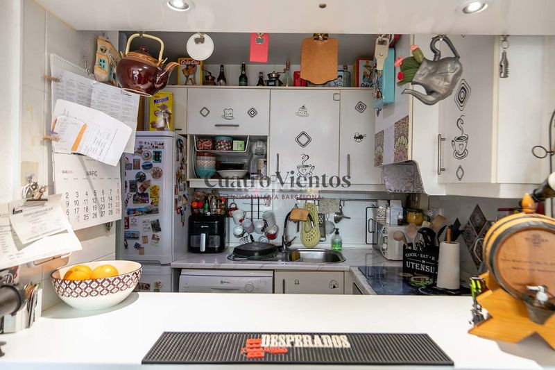 Foto 55516ef8-b75c-47f1-be8a-c8ffdf54b90c. Pis amb calefacció aparcament piscina a Font de la Guatlla Barcelona