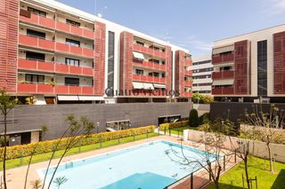 Affitto Appartamento  Carrer de francesca cortès i vives. Exclusivo piso con terraza, y zona comunitaria en sant just desv