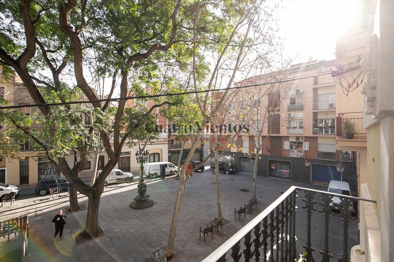 Foto ec341550-5ba5-4cd3-974e-fb8ea516efe8. Pis amb calefacció a La Bordeta Barcelona