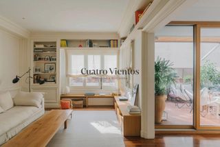Piso  Via augusta. Piso señorial de 265 m² con terraza en barcelona