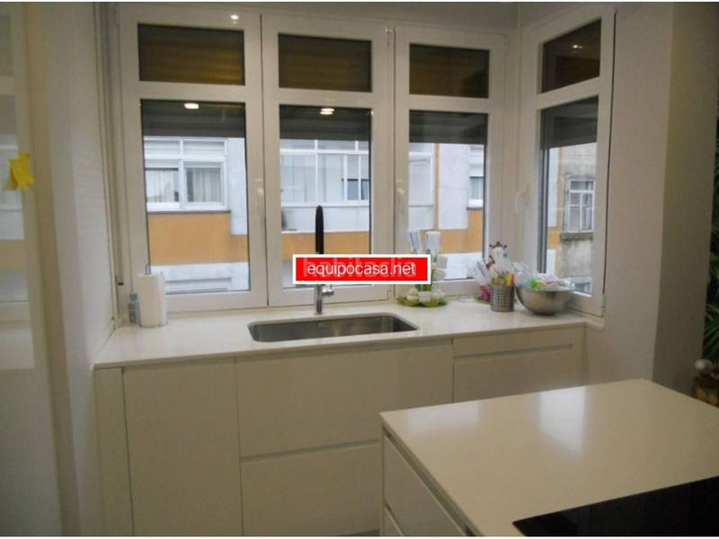 Foto 4255c737-fee0-48aa-babf-fb5561375cf9. Piso este inmueble situado en una zona en auge dispone de numerosos servicios en su entorno desde supermercados hasta farmacias pasando en Lugo