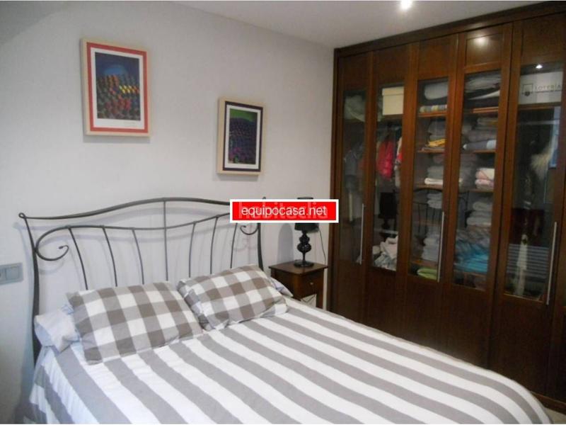 Foto a677947a-0443-465b-85b1-b320f1e8a8cc. Piso este inmueble situado en una zona en auge dispone de numerosos servicios en su entorno desde supermercados hasta farmacias pasando en Lugo