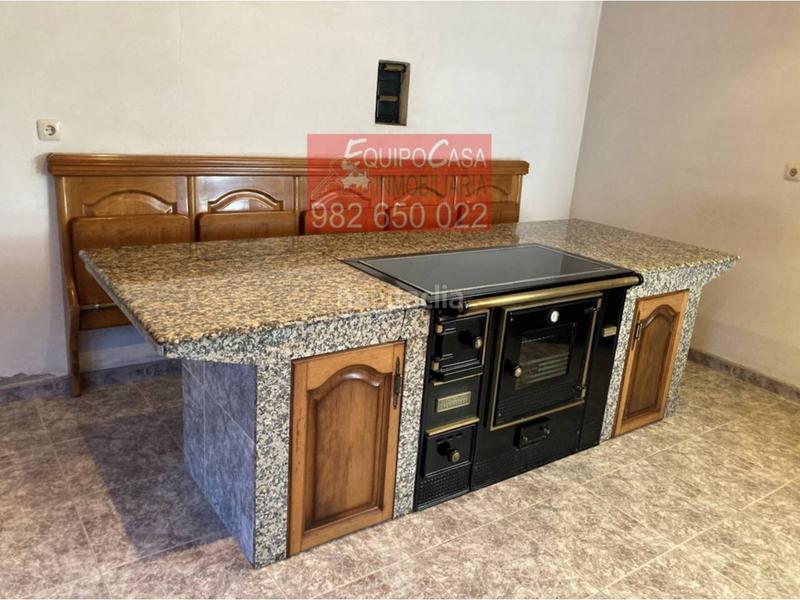 Foto e3801977-d474-48d2-97fe-d7378c112b5a. Casa bifamiliare con riscaldamento parcheggio in Corgo (O)