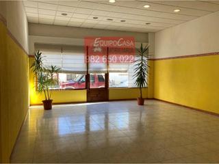 Local commercial à Residencia - Abella. Local en venta en abella