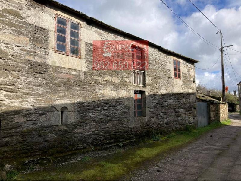 Foto 8a79e977-a3f0-471a-a578-60c40da50ddb. Casa in Portomarín