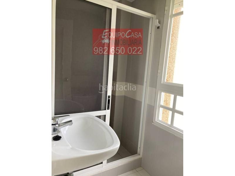 Foto 57d7b3cf-6945-4de3-86da-98dd2b99dc84. Lloguer dúplex amb aparcament piscina a Grove (O)
