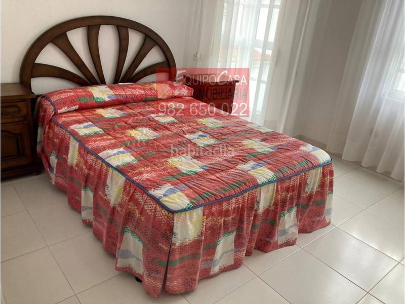 Foto 3609fcc6-0986-4858-b887-bf7c68c0ee58. Location duplex avec parking piscine dans Grove (O)