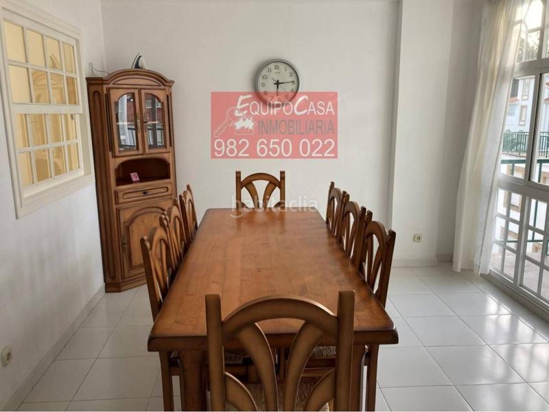 Foto e5c78fe1-3798-4393-93dd-54e058e5f04f. Location duplex avec parking piscine dans Grove (O)