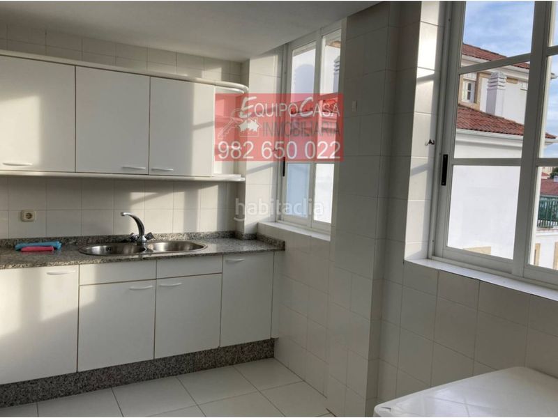 Foto 54201bae-916b-4763-bd27-23fa873cb5e0. Rent duplex with parking pool in Grove (O)