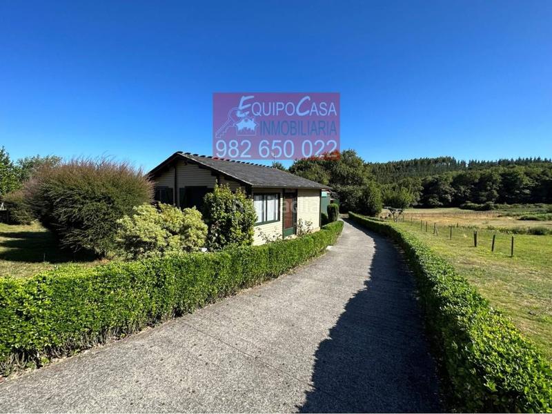 Foto 2c0312eb-eb5a-429d-831f-6e311c066d57. Haus mit heizung parking in Friol