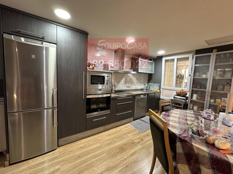 Foto 6b289bb4-2d58-474e-a882-82518dfb2f50. Casa pareada  en venta en centro-recinto amurallado(27001) en Lugo