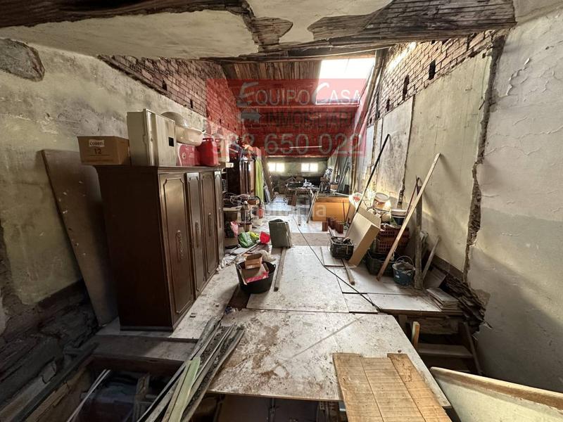 Foto 823010e3-757f-458d-8c3f-ff4ff1686ec1. Casa pareada  en venta en centro-recinto amurallado(27001) en Lugo