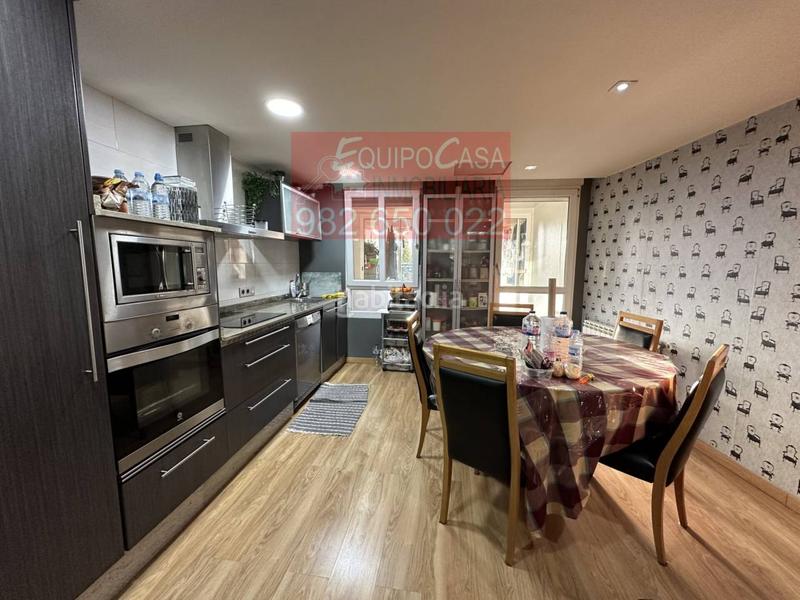 Foto afc59e60-33b4-40c5-9125-8009c9422026. Casa pareada  en venta en centro-recinto amurallado(27001) en Lugo