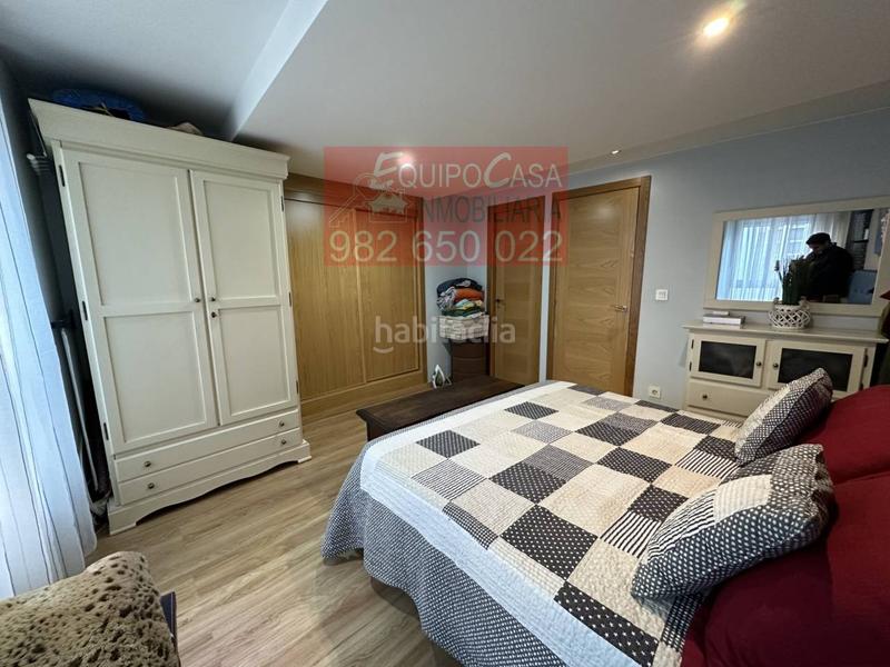 Foto fdf6db9d-2d09-4ab8-a77c-50345f8c2a22. Casa pareada  en venta en centro-recinto amurallado(27001) en Lugo