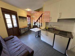 Casa aparellada a Centro - Recinto Amurallado. Casa adosada en venta en centro-recinto amurallado(27001)
