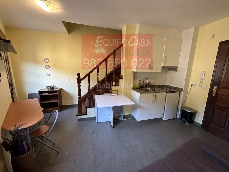 Foto ad6d4d9f-8f24-4691-82e8-9ad5ccf4e258. Casa pareada casa adosada en venta en centro-recinto amurallado(27001) en Lugo