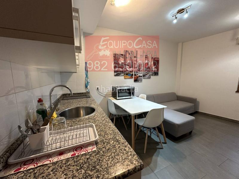 Foto d46b015b-84a6-493a-8d0b-3fc6907c980f. Casa pareada casa adosada en venta en centro-recinto amurallado(27001) en Lugo