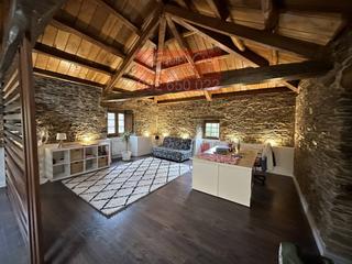 Maison à Castro de Rei. Casa en venta en castro riberas de lea