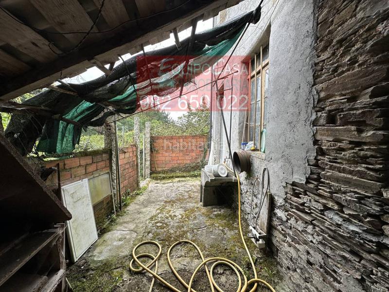 Foto e0e4aa9d-f7cc-47f4-974c-9a876b1cb693. Casa adossada a Sagrado Corazón - As Gándaras Lugo