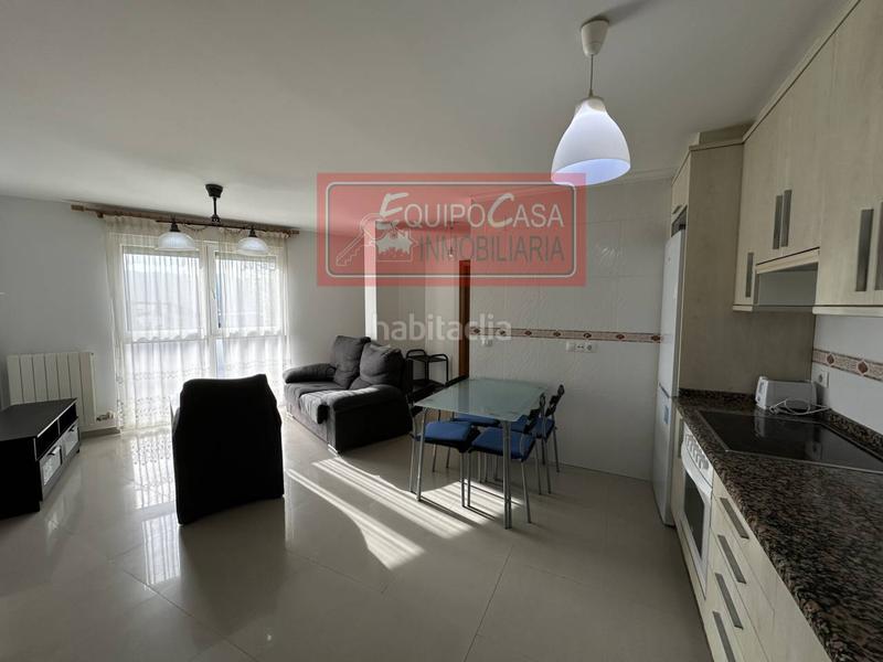 Foto ad3b3f2f-1141-49a0-b2b0-7b921d35e226. Appartement avec parking dans Recatelo - O Carme Lugo