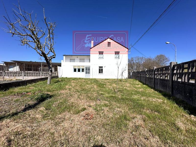 Foto b1fb0e29-3e9e-441e-a363-6d2d9cfbe1cb. Maison avec chauffage parking dans Rábade