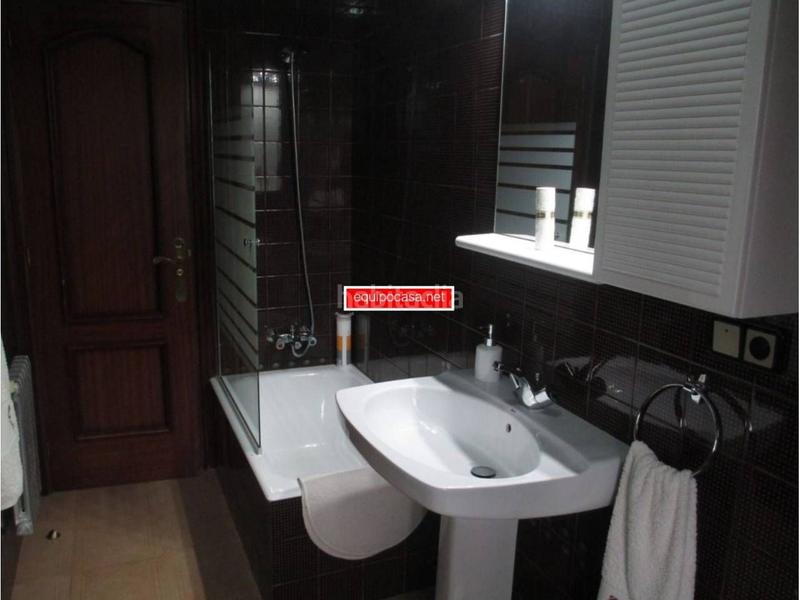 Foto 4ccd0fb5-7474-4ac6-acfd-8ce63ad30dad. Casa  en venta en a piringalla-albeiros-garabolos en Lugo