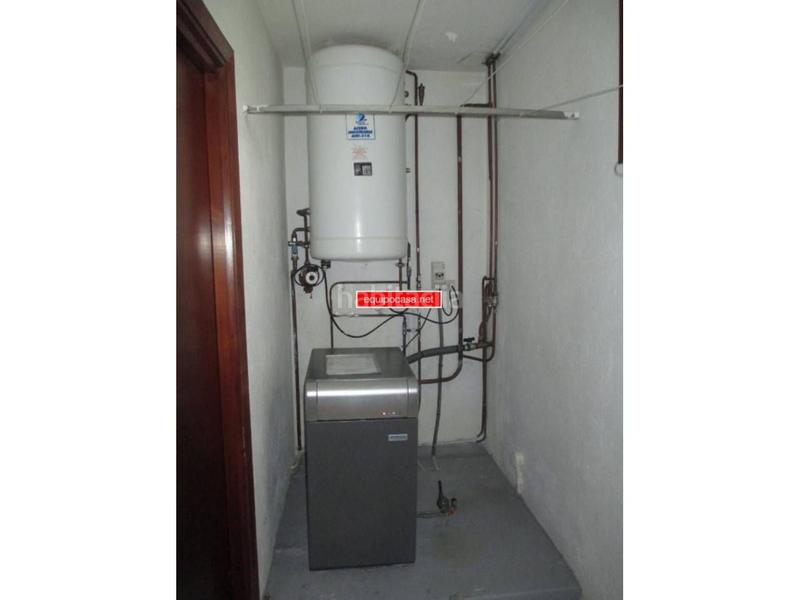 Foto c23d7738-46ca-4198-b8d5-60173559381f. Casa  en venta en a piringalla-albeiros-garabolos en Lugo