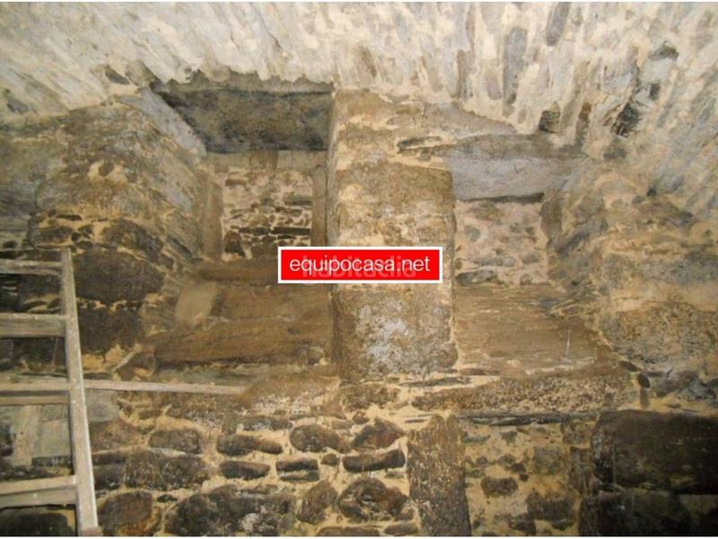 Foto c867ee14-44ce-4498-9902-7250147afcca. Haus in Corgo (O)