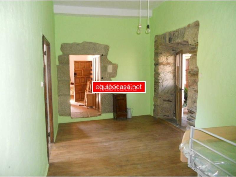 Foto d25f4ef9-2590-4864-bcd6-09601787f396. Haus in Corgo (O)