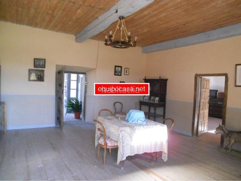 Foto e4e13013-4206-4c7c-883b-6c5a64371d6e. Haus in Corgo (O)