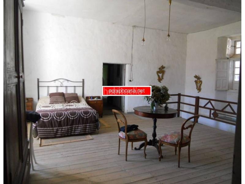 Foto fa25c000-1a8e-44e3-a313-b1b905842c7a. Haus in Corgo (O)