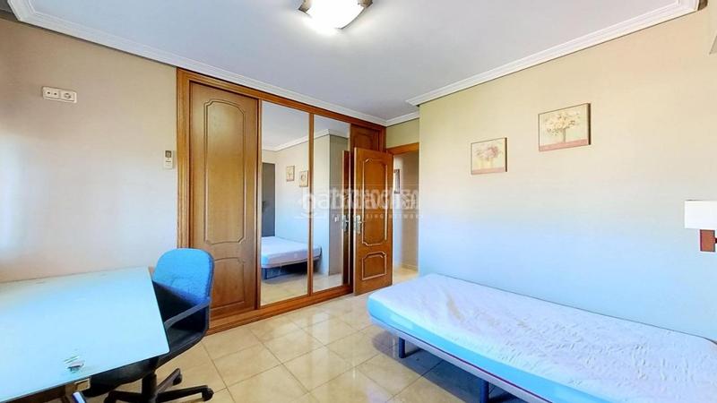 Foto 059861e6-4b6d-41ff-a273-5939408e72f0. Appartamento con riscaldamento in Casco Histórico Alcalá de Henares