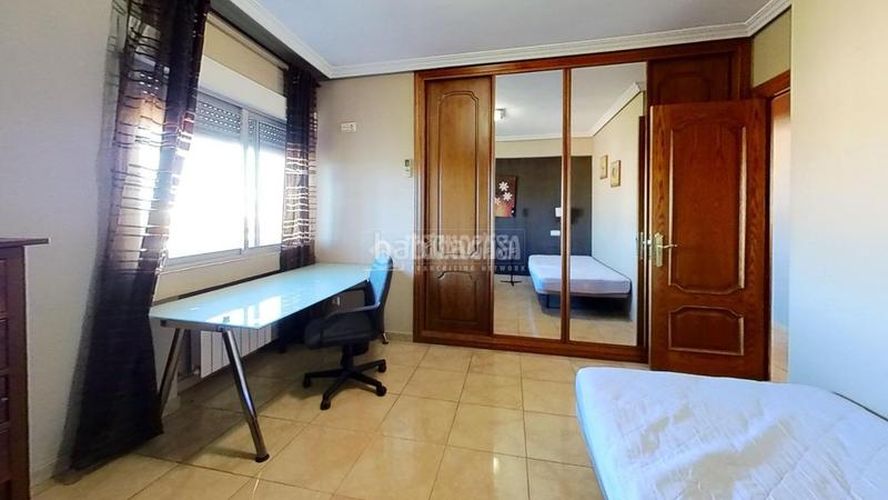 Foto 227c1138-d95c-43c4-a475-8f0c3e9ae941. Appartamento con riscaldamento in Casco Histórico Alcalá de Henares