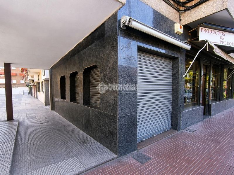 Foto babe9d7c-b64d-4dbe-8191-f0fdcb342301. Geschäftsraum in Caballería Española Alcalá de Henares