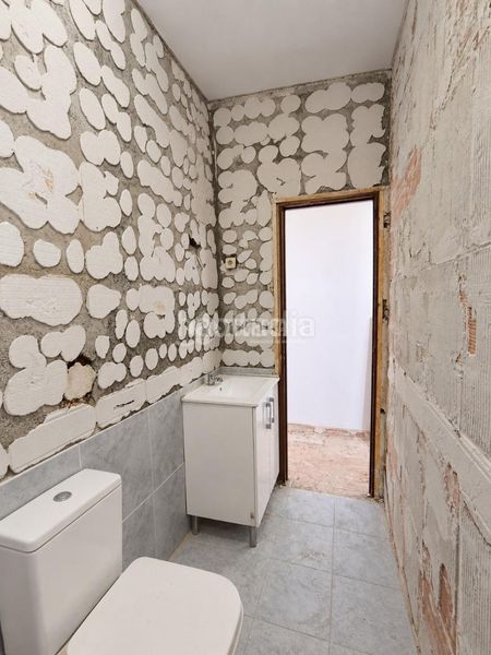 Foto 575f25b0-6c7d-4c02-8bb4-39e694008876. Casa aparellada a Val Alcalá de Henares