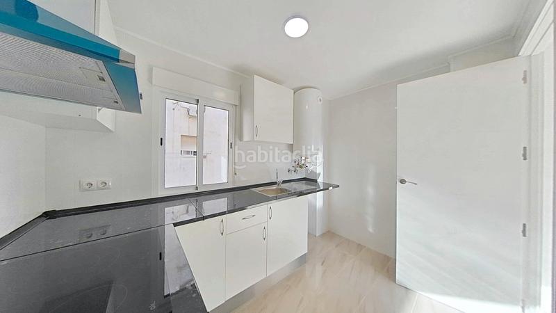 Foto a70dc389-25f4-4f57-b66a-7bceabf5b43b. Lloguer pis a Campoamor Alicante