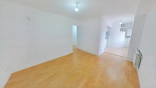 Miete Etagenwohnung in Canillejas