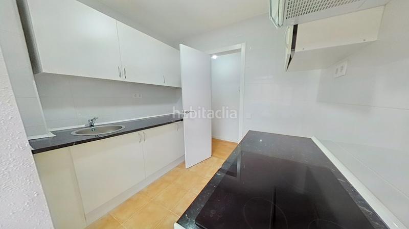 Foto b4f73e84-ed25-4227-9da6-fa968eb87dd5. Rent flat with heating in Canillejas Madrid