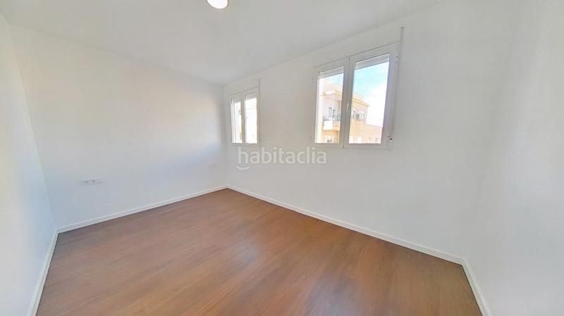 Foto 106330d3-868d-4e62-bb44-3f179f141d46. Location appartement dans Poble Nou Torrent