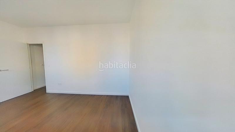 Foto 707bf85d-62e6-403d-ac4d-bc6597cf9964. Rent flat in Poble Nou Torrent