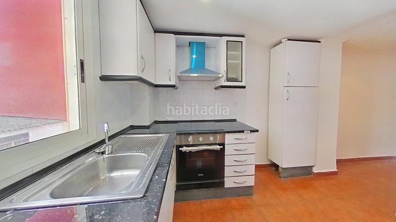 Foto 9d34bb60-2ebc-458c-ab25-8f2d5b212200. Alquiler piso en La Raïosa Valencia