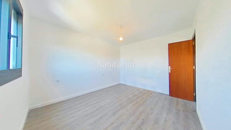Foto 2a4e9edb-6a7e-4dab-86eb-7adf88f6ef6f. Alquiler piso en Riu Sud Santa Coloma de Gramenet