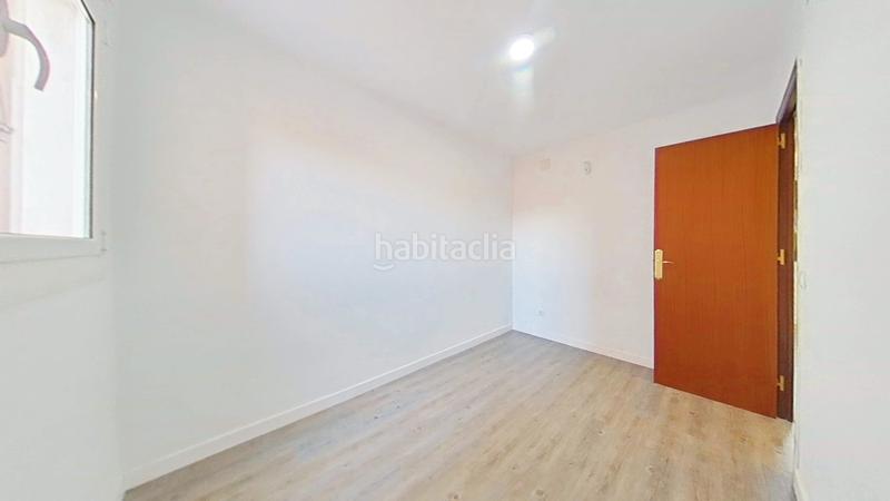 Foto 3216bab8-0fe9-45a4-be0a-d339677d3b8a. Alquiler piso en Riu Sud Santa Coloma de Gramenet